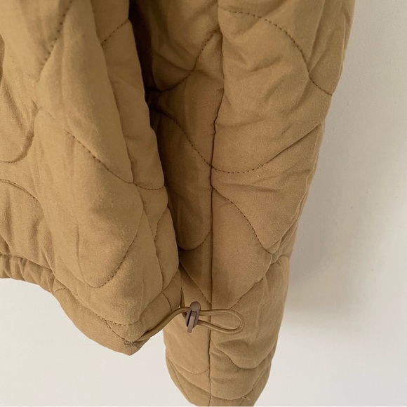 NWOT ASTR The Label Nadine Quilted Faux Shearling Jacket in Khaki - Picture 16 of 16
